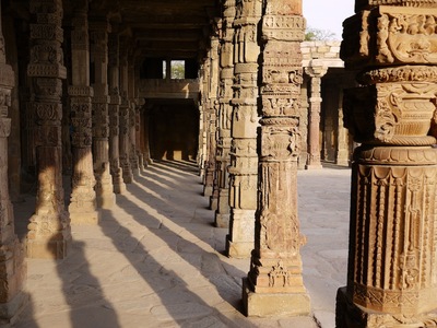 Carved stone colonnade, Delhi